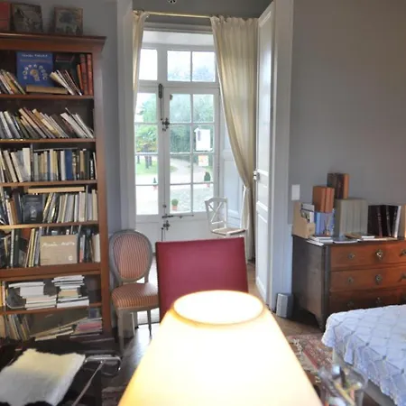 Au Bois Briand Bed & Breakfast *