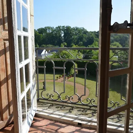 Au Bois Briand Bed & Breakfast