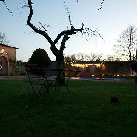 Au Bois Briand Bed & Breakfast